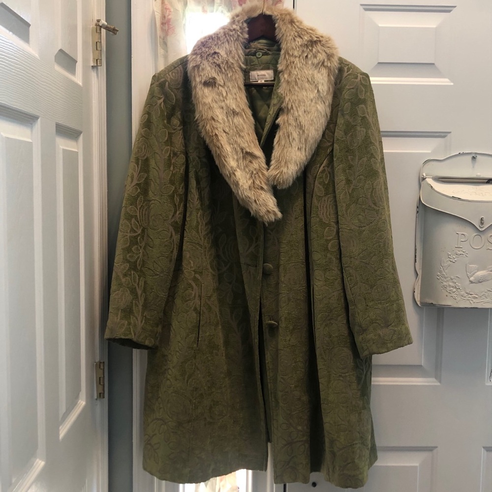 Merona 3x vintage style coat w/removable faux fur
